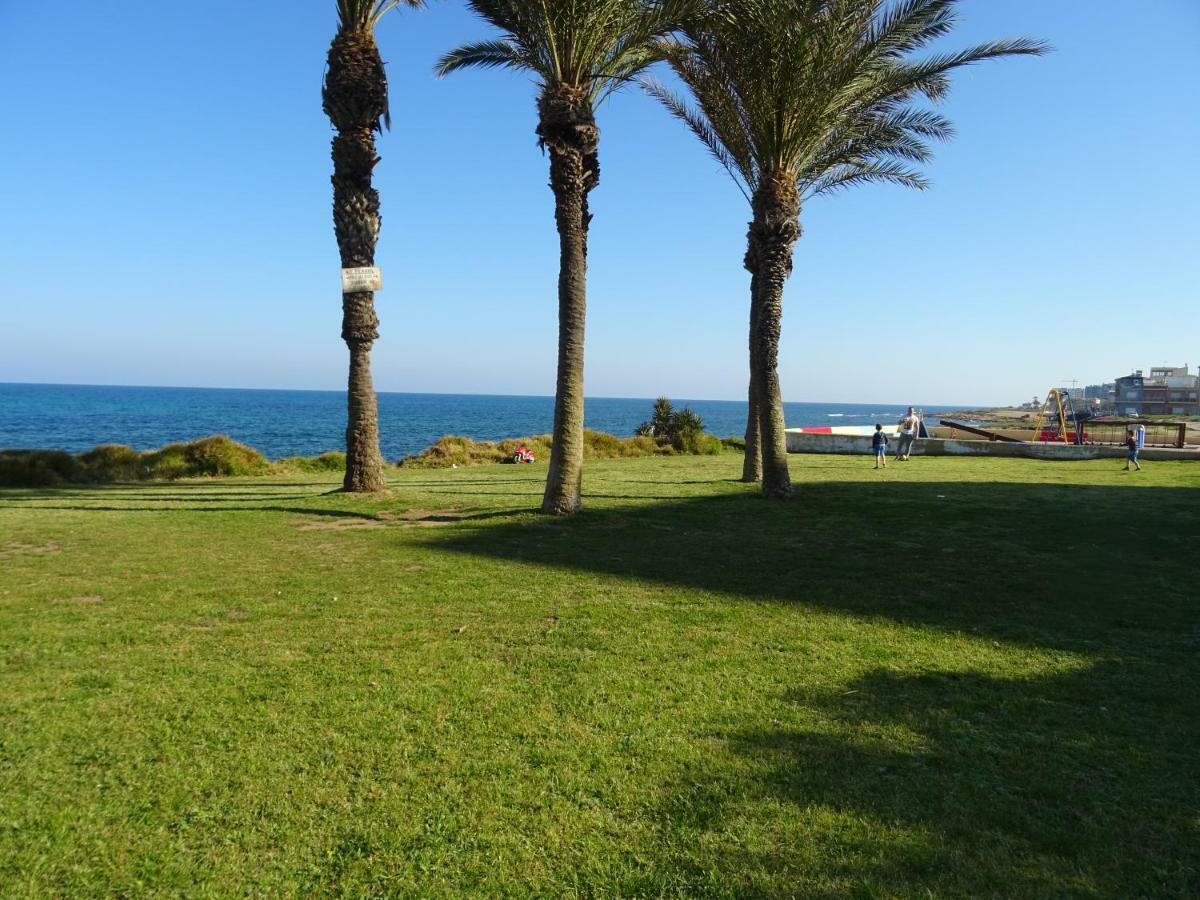 Brisas Del Mar Azul Appartement Torrevieja Buitenkant foto