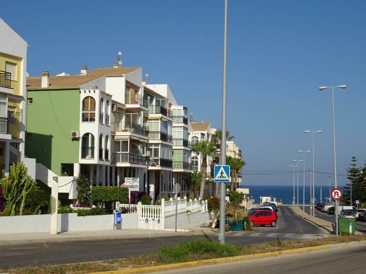 Brisas Del Mar Azul Appartement Torrevieja Buitenkant foto